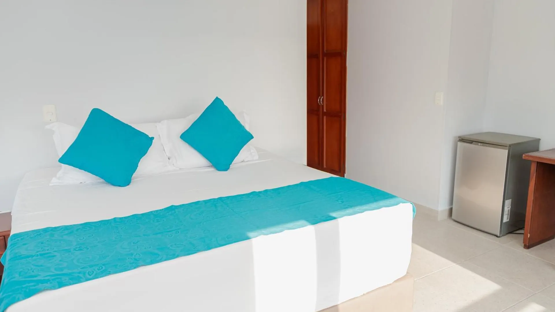 Sanha Plus Hotel Santa Marta